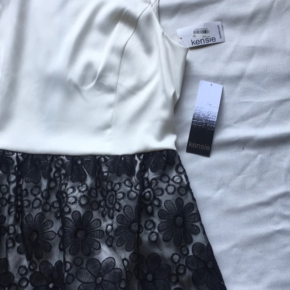 NWT Kensie dress with sequin collar. Size Large - Picture 4 of 8